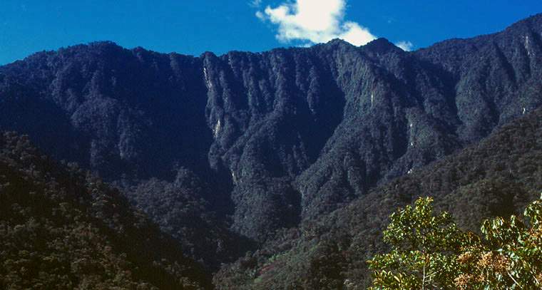 [25 s @ 28.8 kb/s] Cerro Mayordomo
